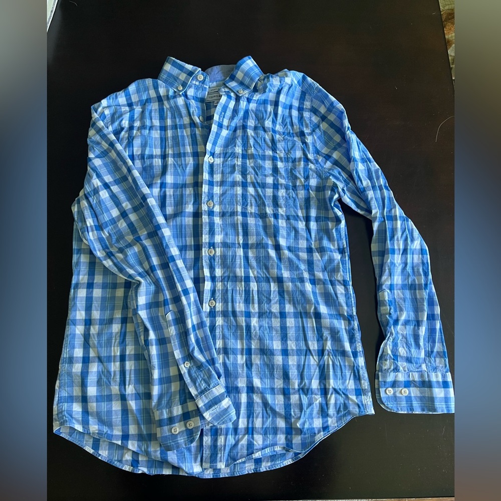 Crown & Ivy Button Down